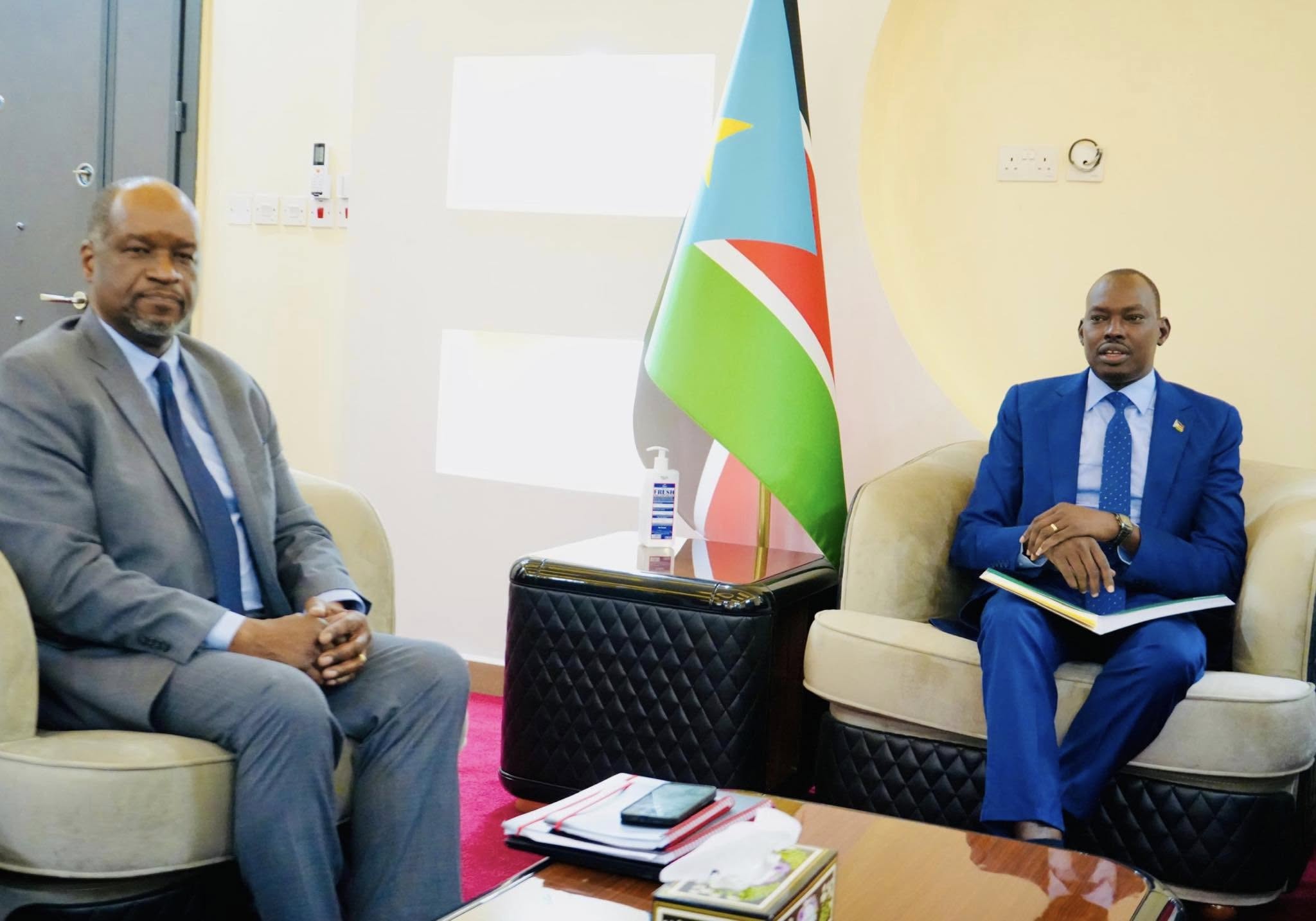 Finance Minister Discusses Economic Cooperation with the International Monetary Fund