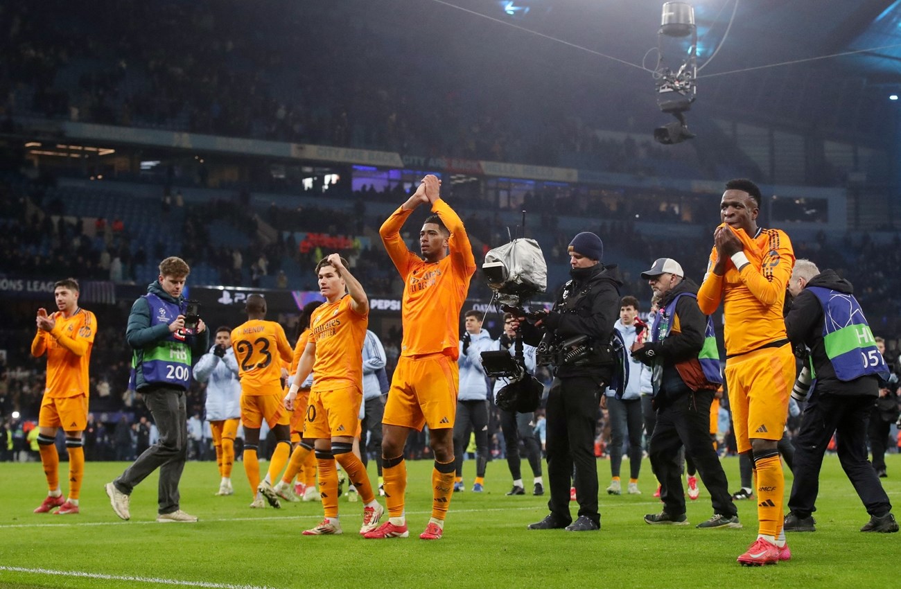 A thrilling comeback leads Real Madrid to overcome City in the Champions League playoffs